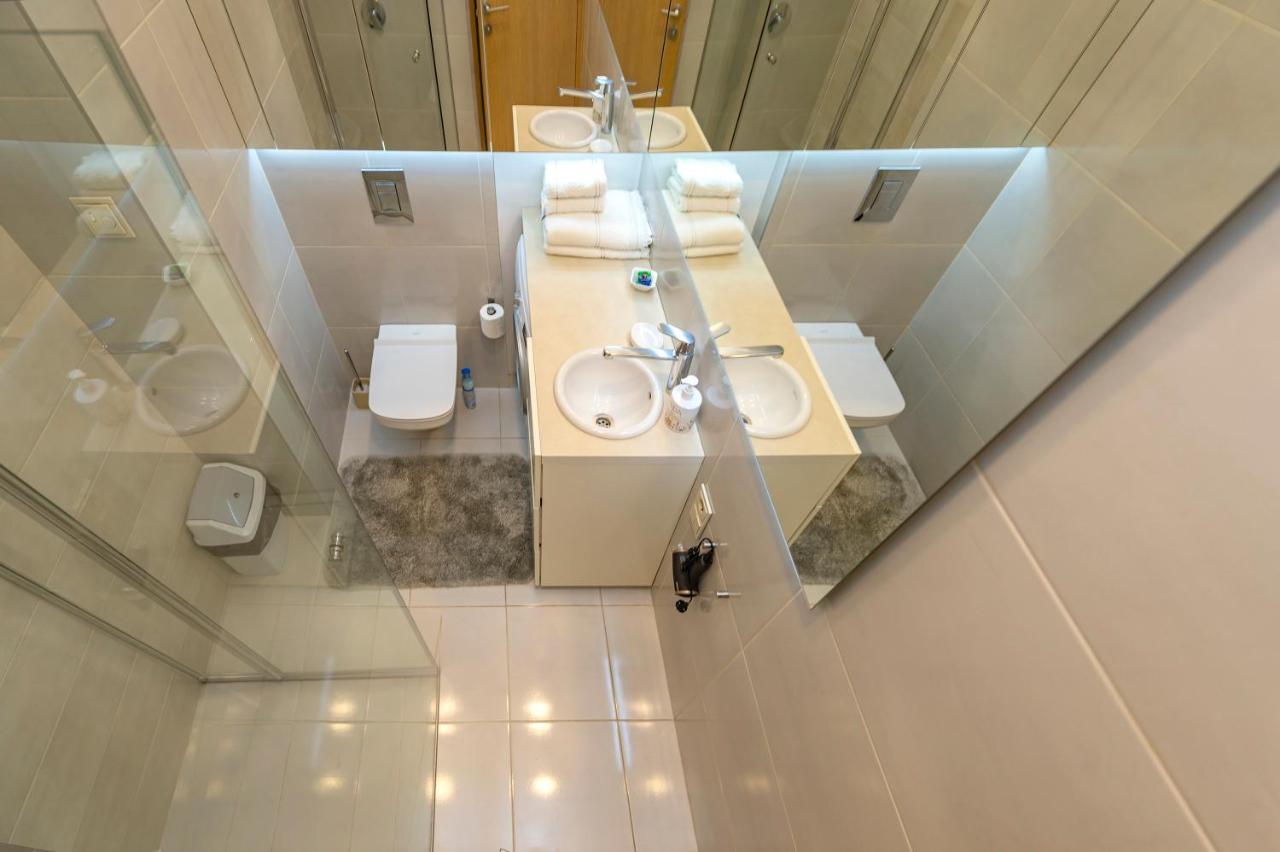 Deluxe River View Apartment By Polo Apartment Kaunas Exterior photo